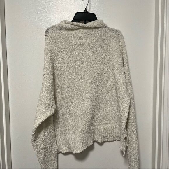 Ugg Sage Sweater Staple Piece Size Medium - Picture 8 of 8